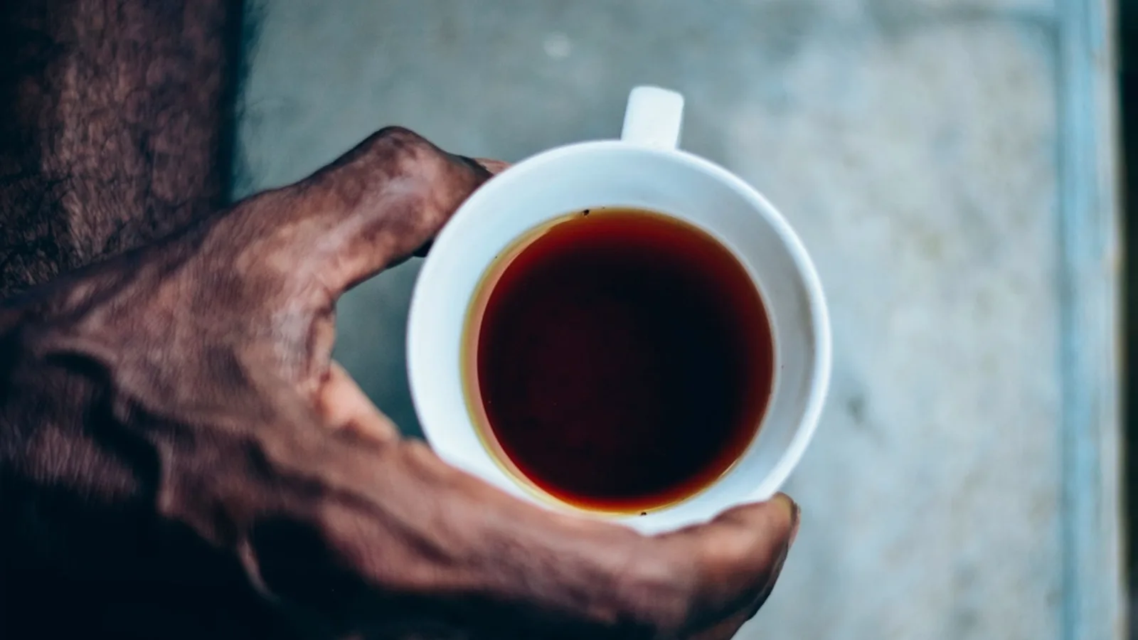 عکس مرتبط با گرفتگی عضله — گرفتگی عضله در طب سنتی؛ گیاه عطار و سخن حکما