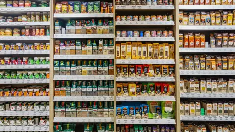 عکس مرتبط با قولنج — قولنج در طب سنتی؛ علت، گیاه و دمنوش خانگی